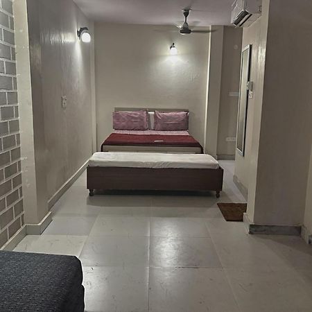 South Delhi Studio Apartment New Delhi Ngoại thất bức ảnh